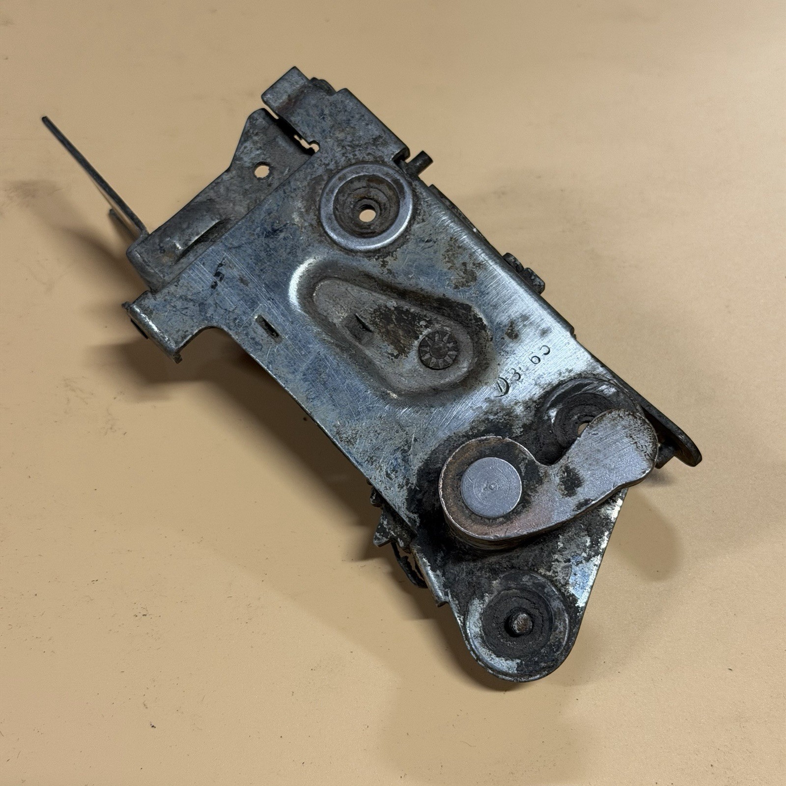 1965-1966 Porsche 911 912 Door Latch Assembly Lock Release LEFT SIDE 3.65 SWB 1965-1966 Porsche 911 912 Door Latch Assembly Lock Release LEFT SIDE 3.65 SWB