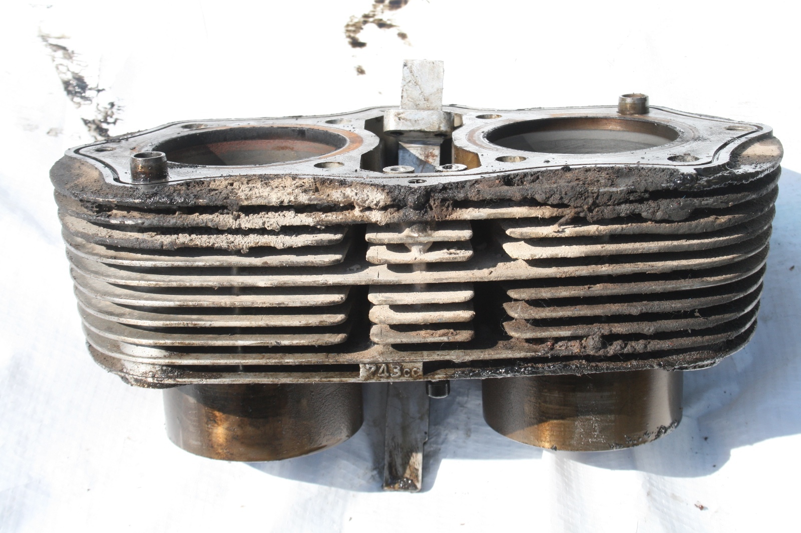 1972-73 YAMAHA TX 750 OEM Cylinder Barrels 1972-73 YAMAHA TX 750 OEM Cylinder Barrels