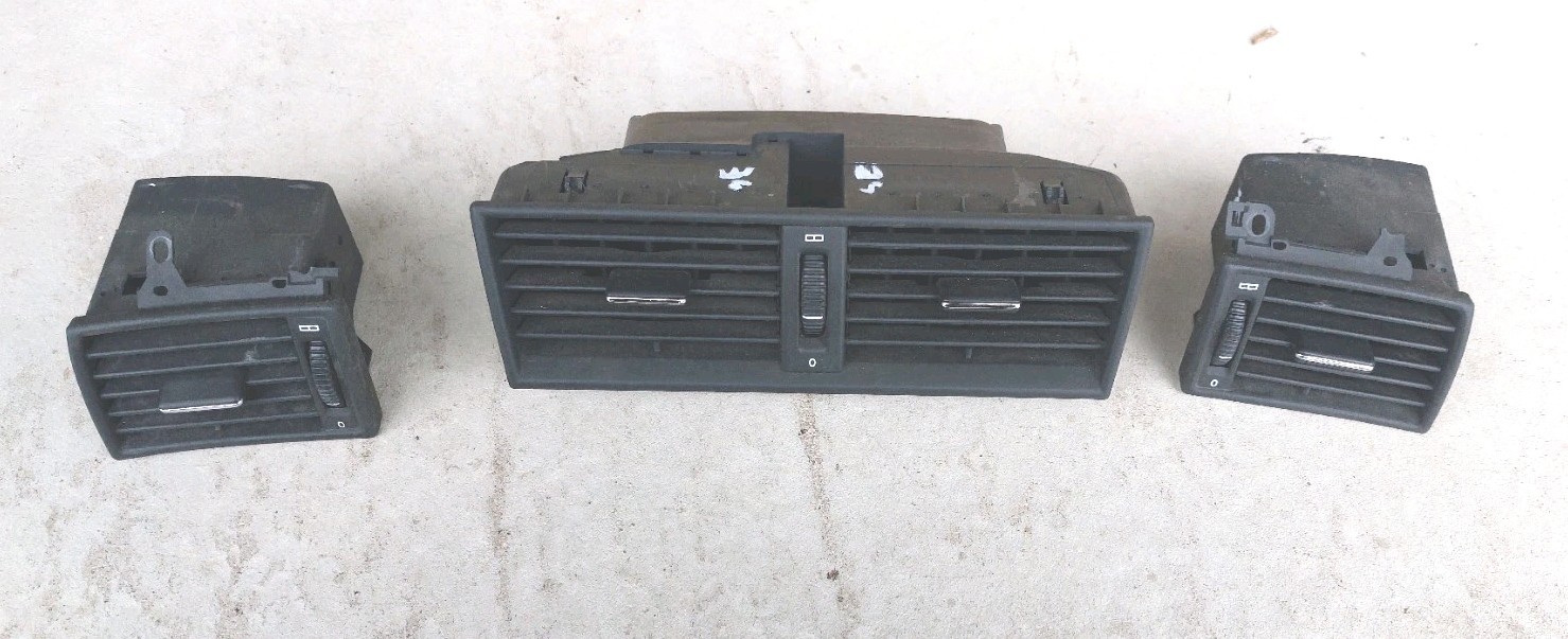 B7 94-00 MERCEDES BENZ C-CLASS HEATER A/C VENTS BLACK SET 2028300554 B7 94-00 MERCEDES BENZ C-CLASS HEATER A/C VENTS BLACK SET 2028300554