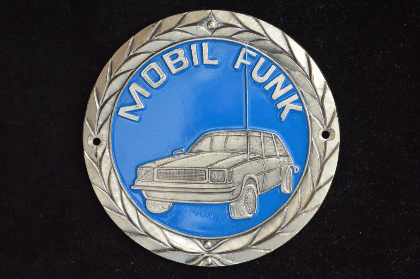 Vintage Accessory Car Grill Badge MOBIL FUNK 1970\'s VW Split Oval Bug Bus