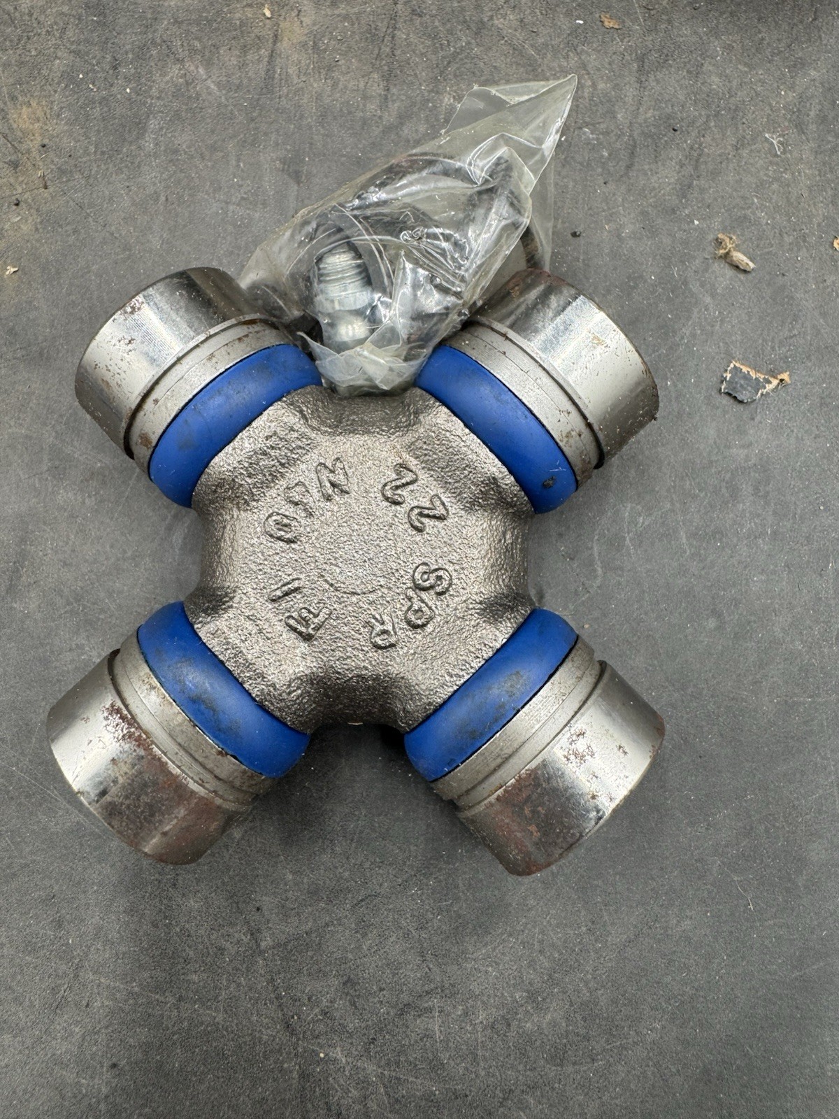 5-1200X SPICER Universal Joint Cleveland S55 2.375 x 1.063 Combo Cross 5-1200X SPICER Universal Joint Cleveland S55 2.375 x 1.063 Combo Cross