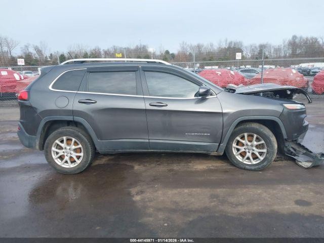 Used Automatic Transmission Assembly fits: 2015 Jeep Cherokee AT 3.2L 4x4 2 spee