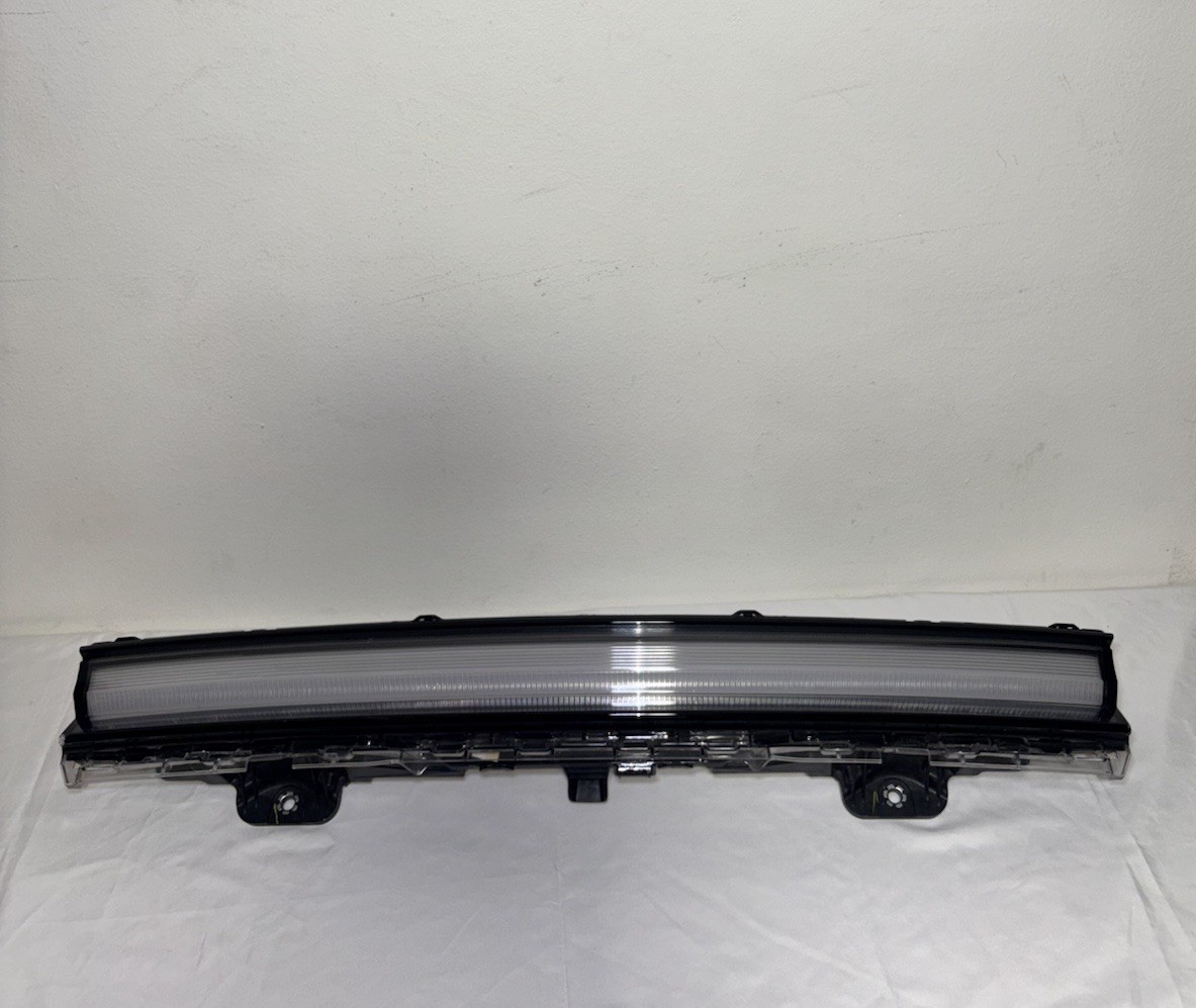 Rivian R1T R1S 2025-2026 OEM Front Center LED Light Bar OEM PT00252562-C