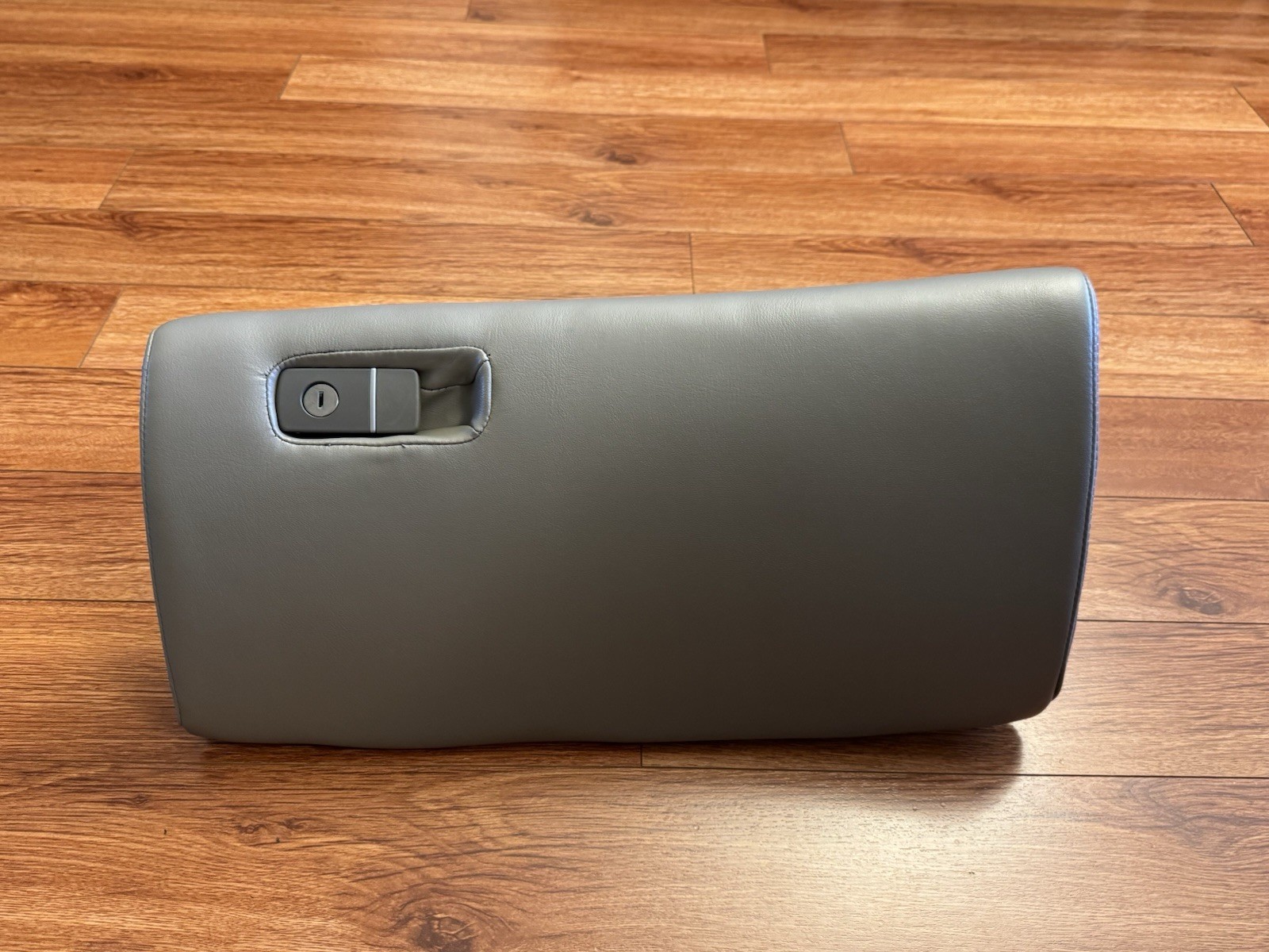 OEM 2005-2008 Acura RL Gray Dash Glovebox Storage Compartment 
