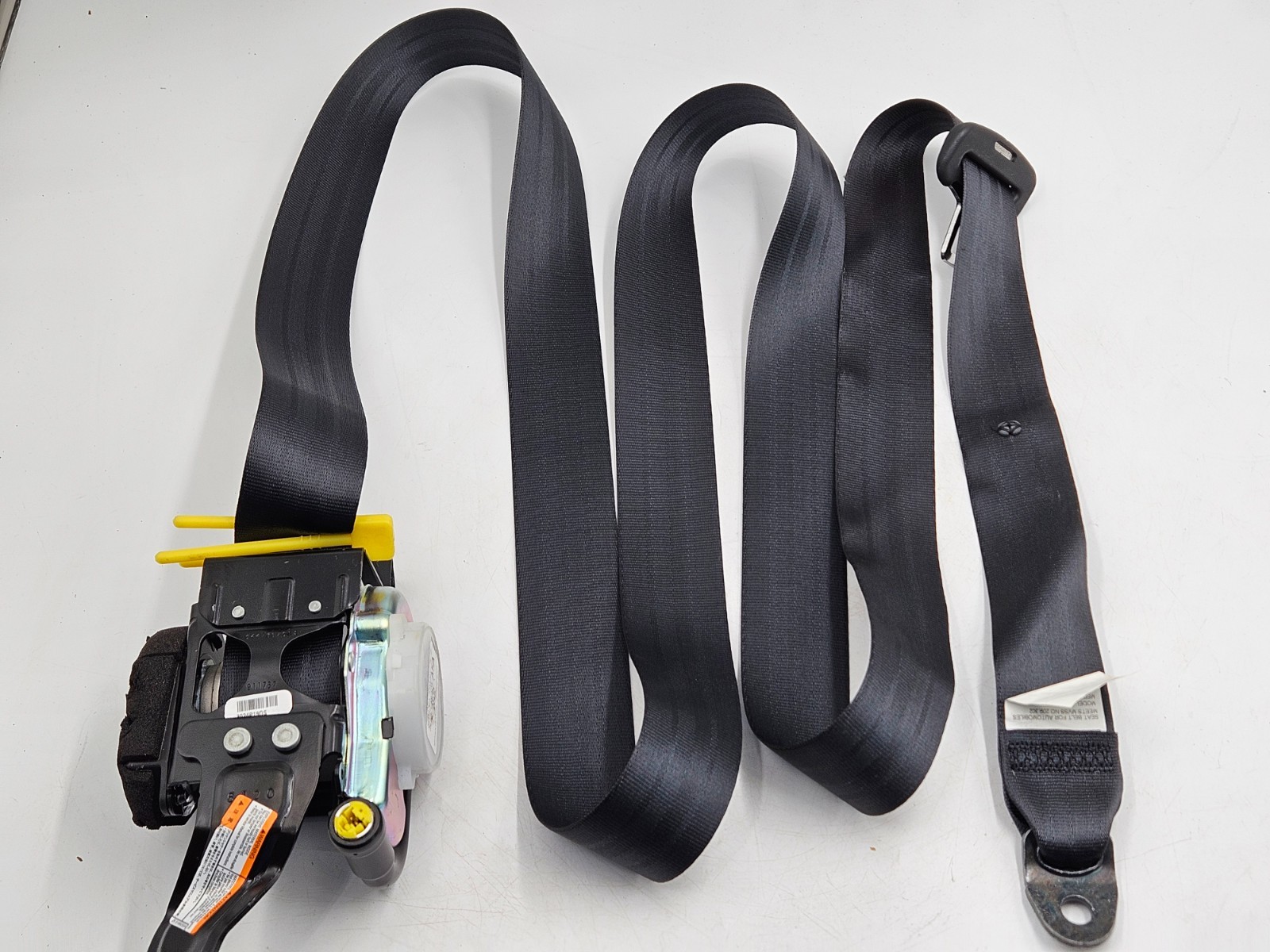 2023–2025 Honda Accord Rear Right Seatbelt Retractor Black OEM