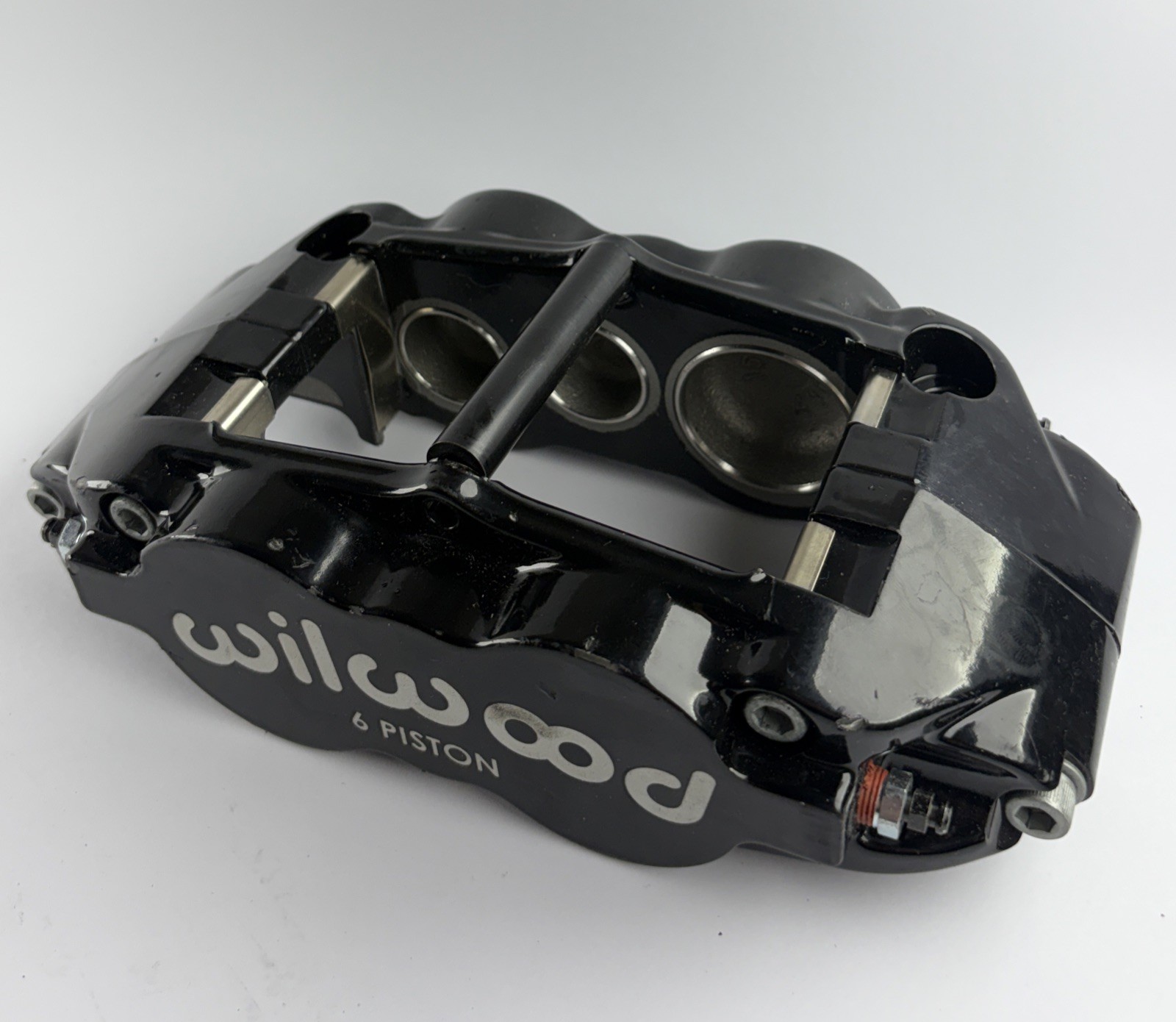 Wilwood FNSL6R Forged Narrow Superlite 6 Radial Mount Caliper – 120-14550-BK