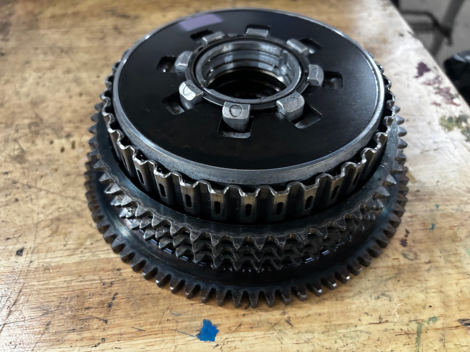 Harley Sportster XL 883 1200 OEM Clutch Hub Basket Plates Engine 2005 04-16