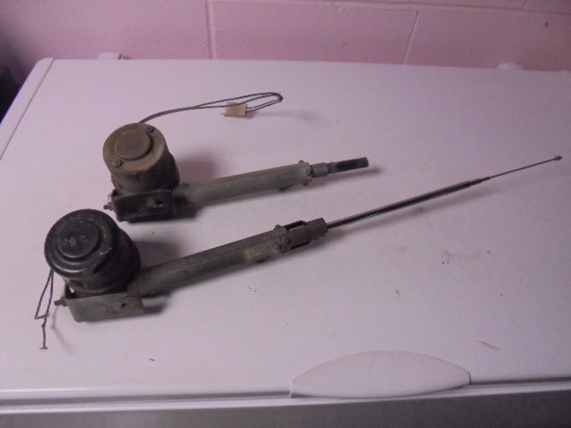 Power Electric Antenna Buick Riviera GS 1963 1964 1965 Original 63 64 65 Power Electric Antenna Buick Riviera GS 1963 1964 1965 Original 63 64 65