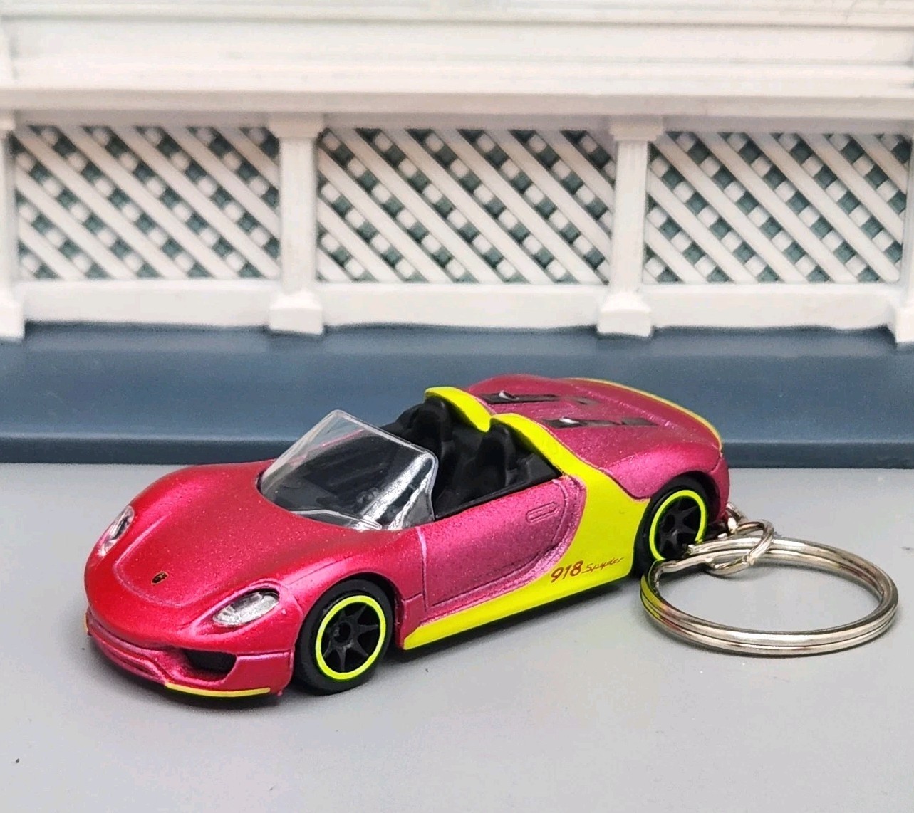 Porsche 918 Spyder Pink Custom Diecast Car 🎁 AWESOME GIFT🎁