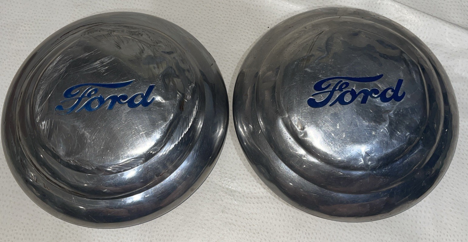 LOT OF 2 1940’ s Vintage Ford Hubcap Super Delux Roadster Pickup Truck Wheel LOT OF 2 1940’ s Vintage Ford Hubcap Super Delux Roadster Pickup Truck Wheel