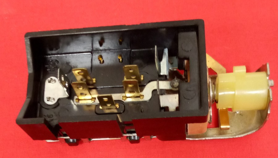 NOS 1958-1962 Corvette 1957-1963 Chevy Delco Remy Headlight Switch 1995096 NOS 1958-1962 Corvette 1957-1963 Chevy Delco Remy Headlight Switch 1995096