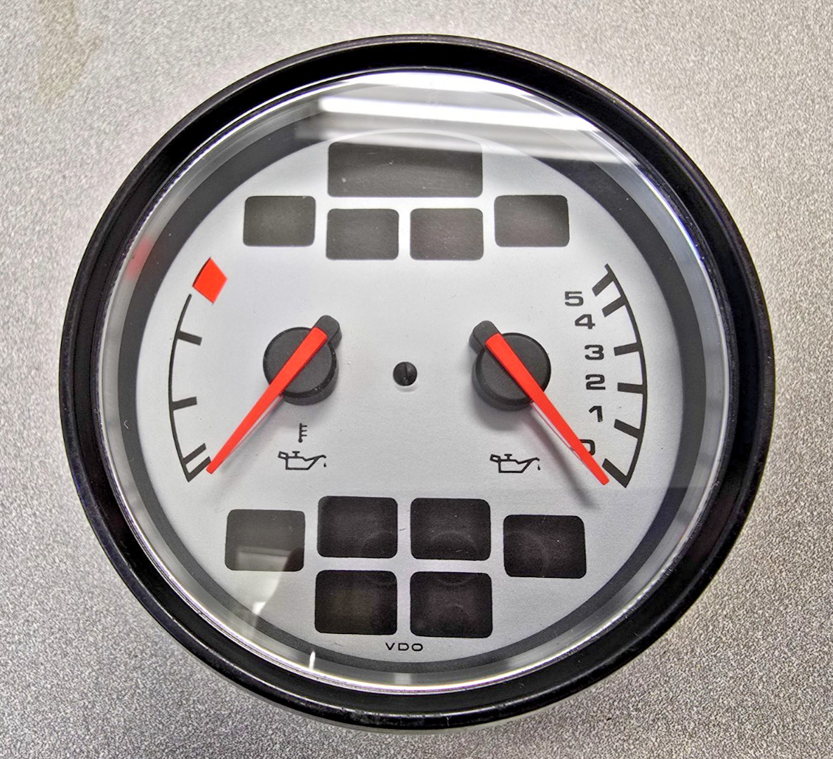 NICE USED GENUINE VDO PORSCHE 911 993 COMBO STEEL GREY OIL PRESSURE GAUGE 11/94
