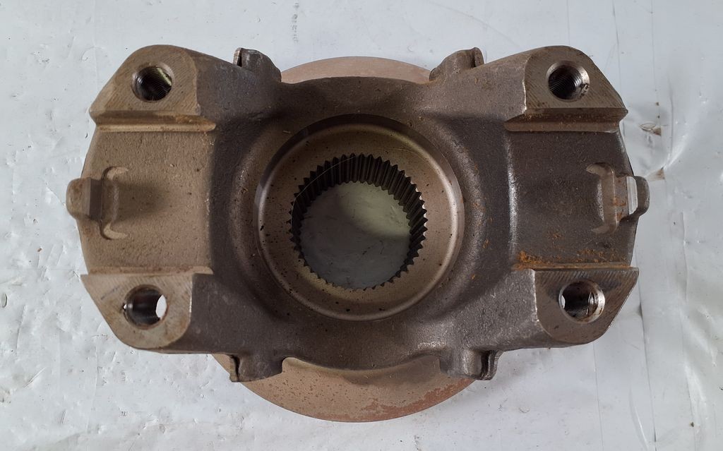 MERITOR 20WYS38 4A END YOKE Series: RPL20, Spline Diameter: 2.390 in., Number o MERITOR 20WYS38 4A END YOKE Series: RPL20, Spline Diameter: 2.390 in., Number o