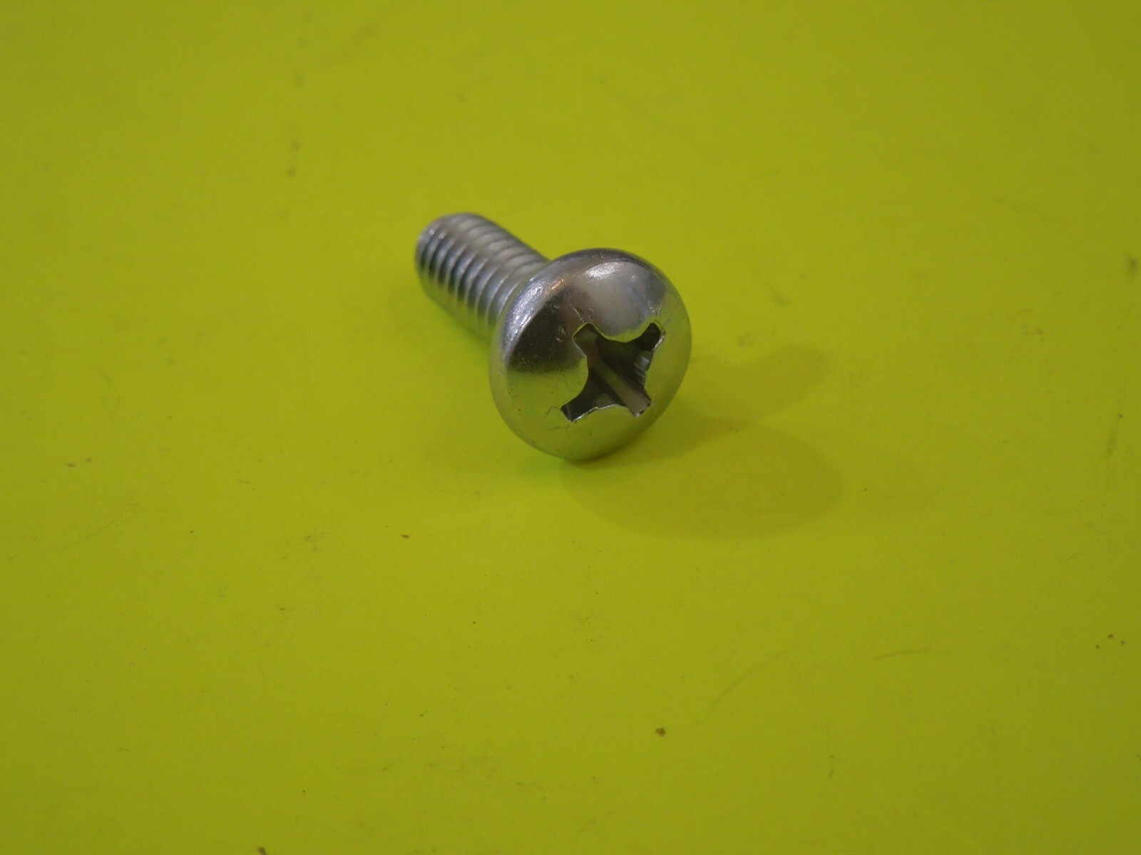 1 NOS OEM Harley Davidson 1/4 1 NOS OEM Harley Davidson 1/4