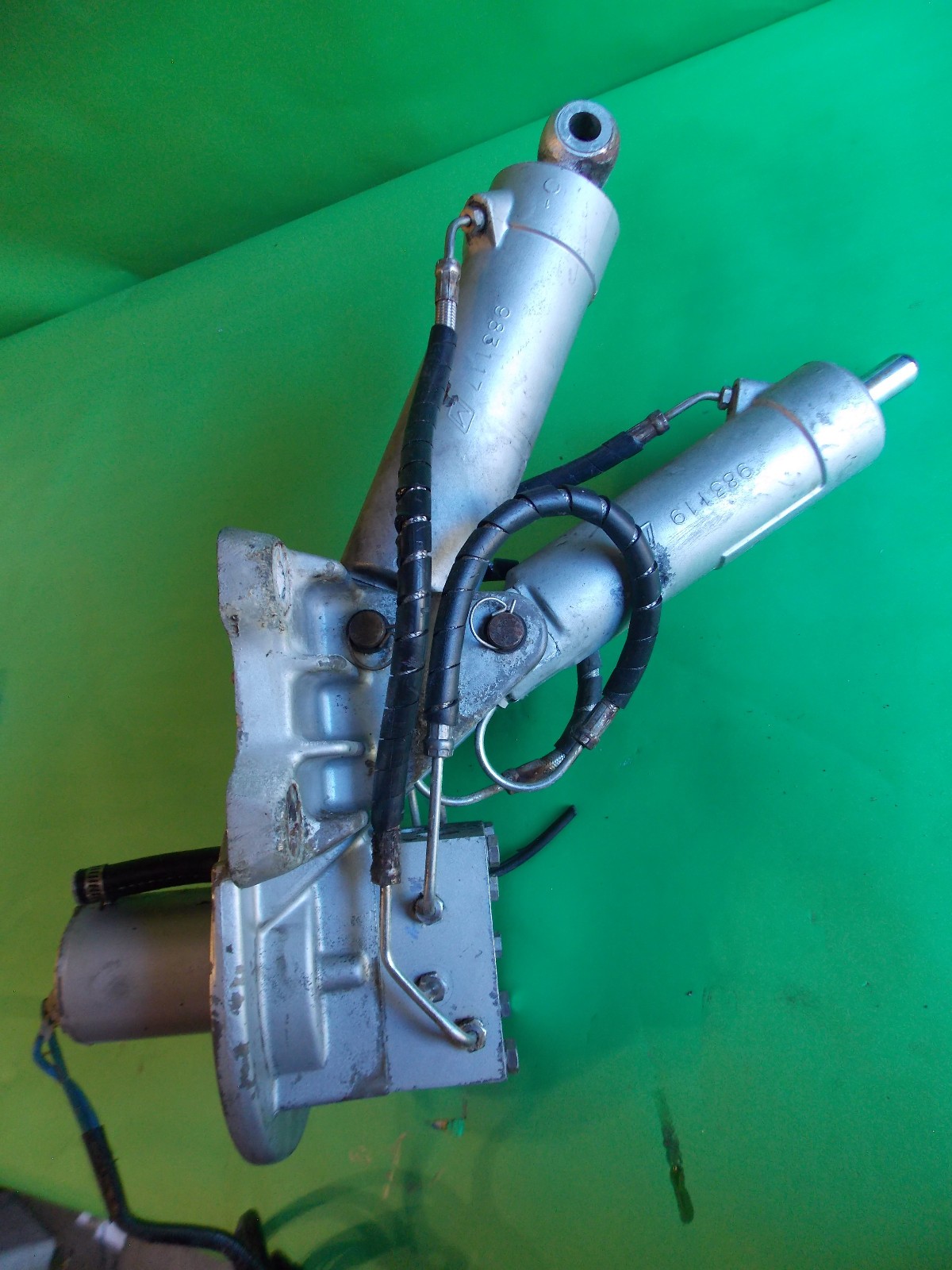 OMC SEA DRIVE Power Tilt Trim Hydraulic Unit Working Condition OMC SEA DRIVE Power Tilt Trim Hydraulic Unit Working Condition