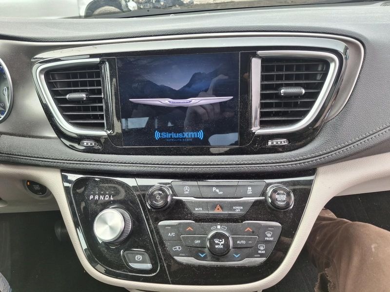 2018-2020 Chrysler Pacifica Display Screen Radio Reciever Panel - OEM 2018-2020 Chrysler Pacifica Display Screen Radio Reciever Panel - OEM