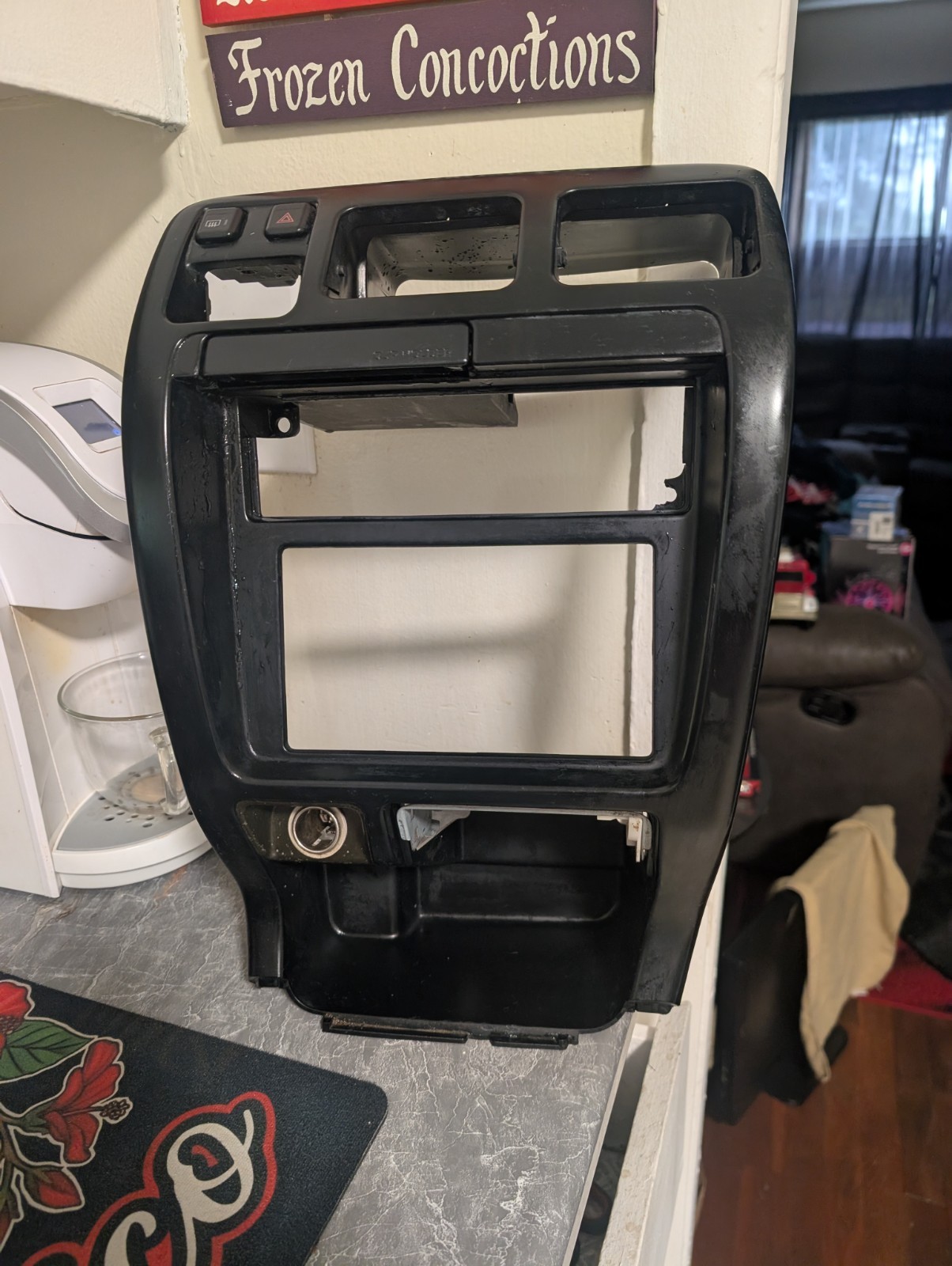 1996 1997 1998 Toyota 4Runner Radio Bezel Trim Center Dash Cup Holder Ashtray 
