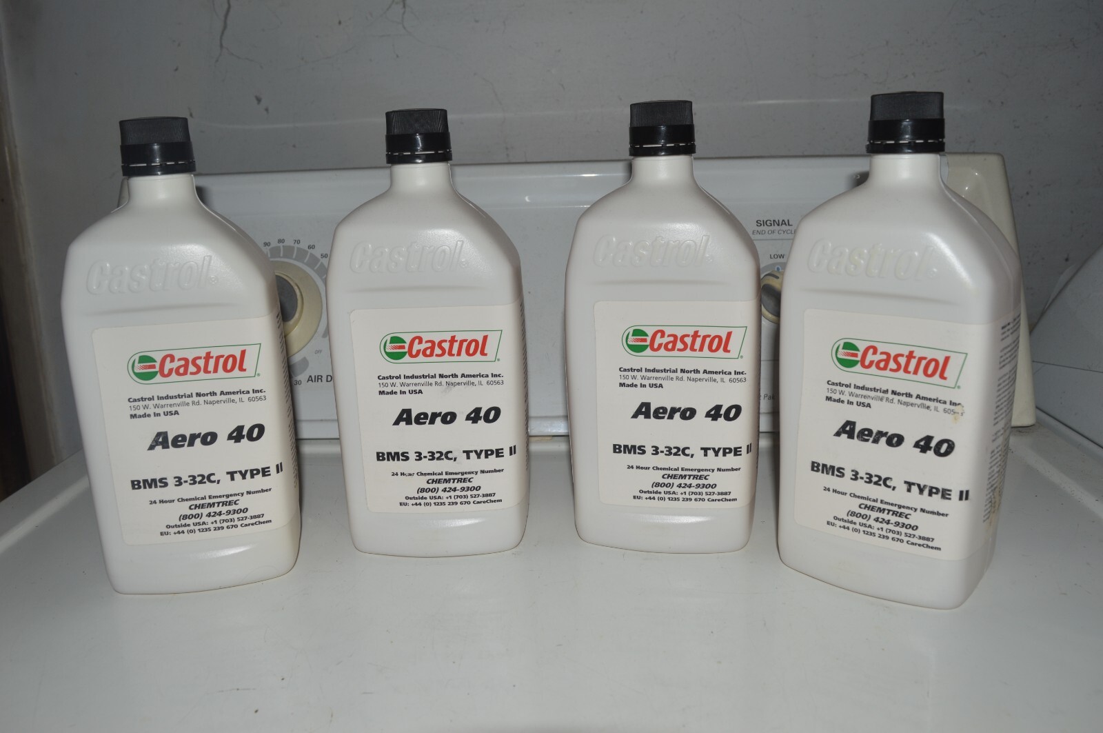 4 QTS Castrol Aero 40 Landing Gear Strut FLUID BMS 3-32C TYPE II 27027-BE 4 QTS Castrol Aero 40 Landing Gear Strut FLUID BMS 3-32C TYPE II 27027-BE