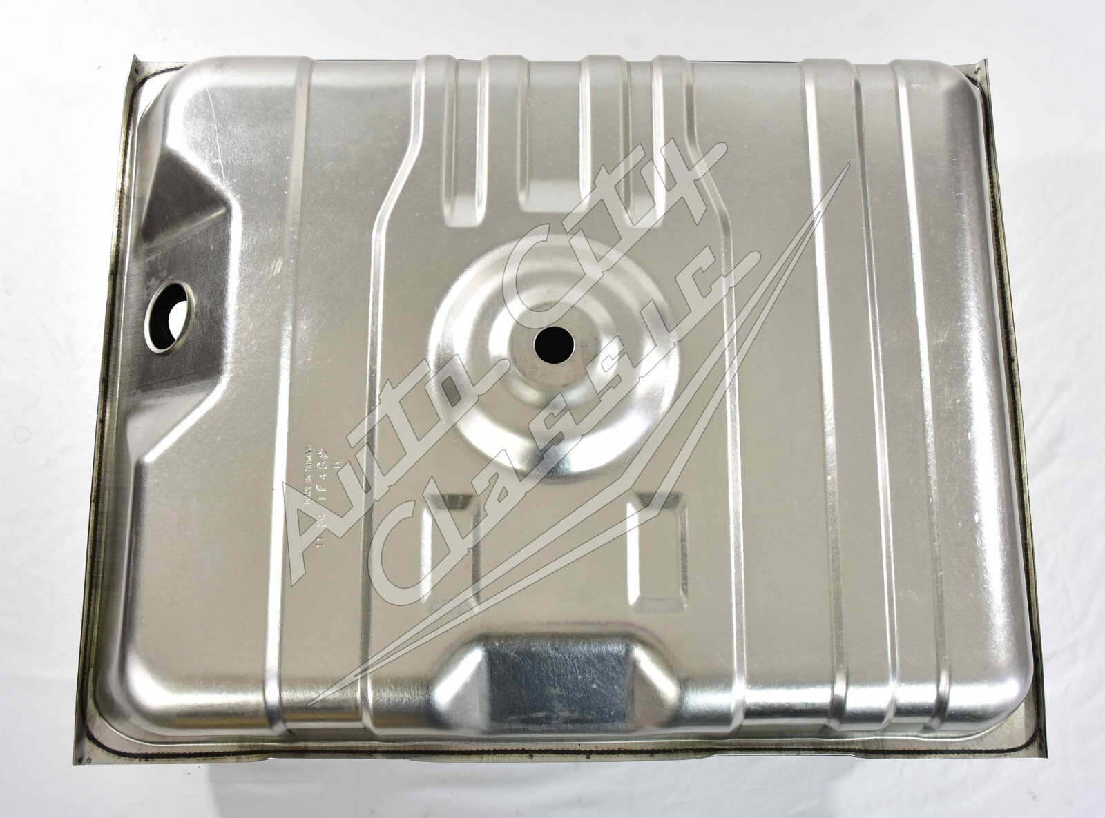Gas tank for 74-79 Ford Lincoln Mercury OE style steel Gas tank for 74-79 Ford Lincoln Mercury OE style steel