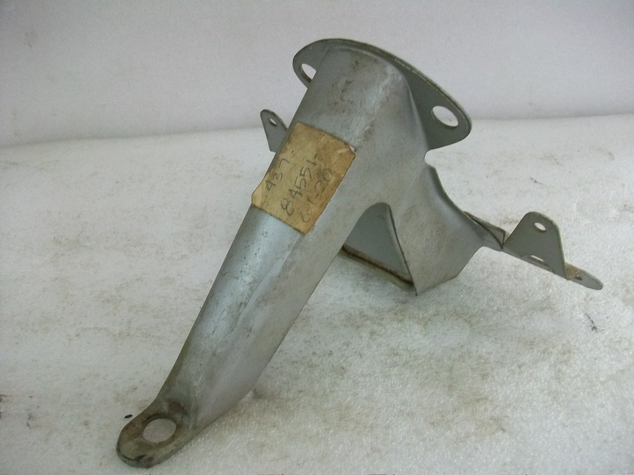 NOS New OEM 1974-1976 Yamaha DT100 Rear Tail Light Bracket Fender DT250 DT400 NOS New OEM 1974-1976 Yamaha DT100 Rear Tail Light Bracket Fender DT250 DT400