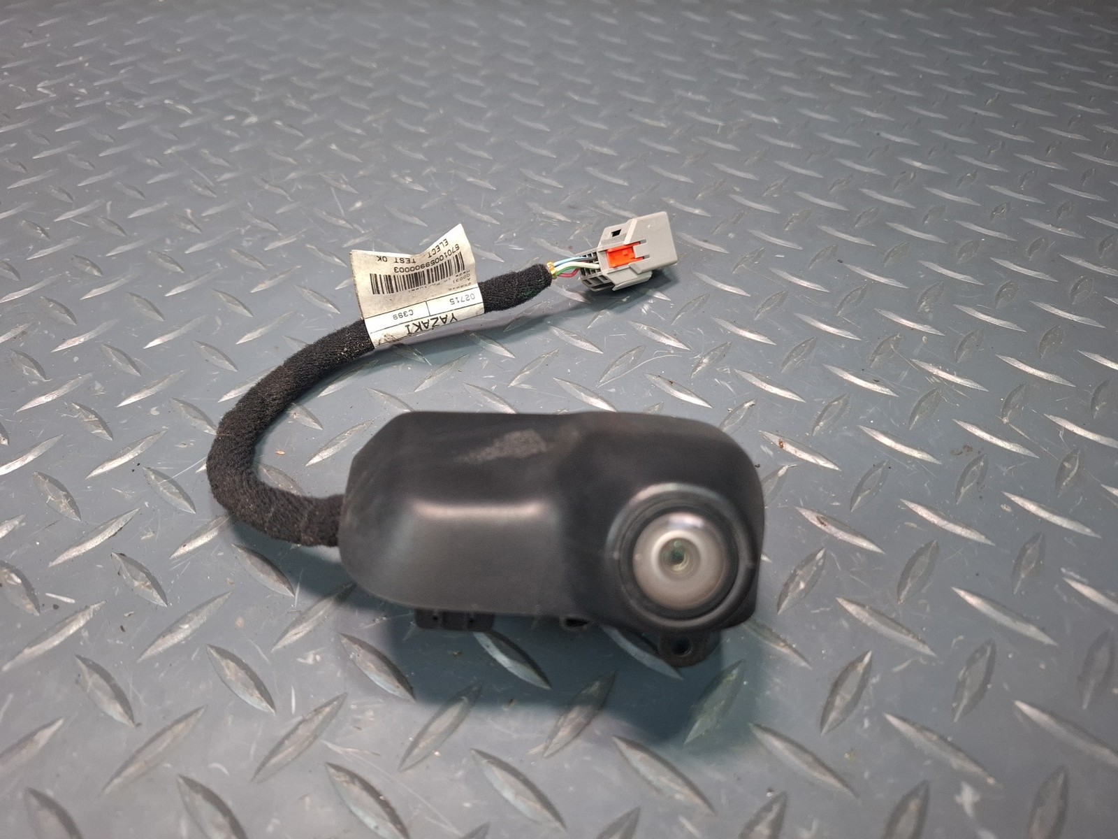 2017-2020 MASERATI LEVANTE M161 REAR VIEW BACK UP REVERSE CAMERA
