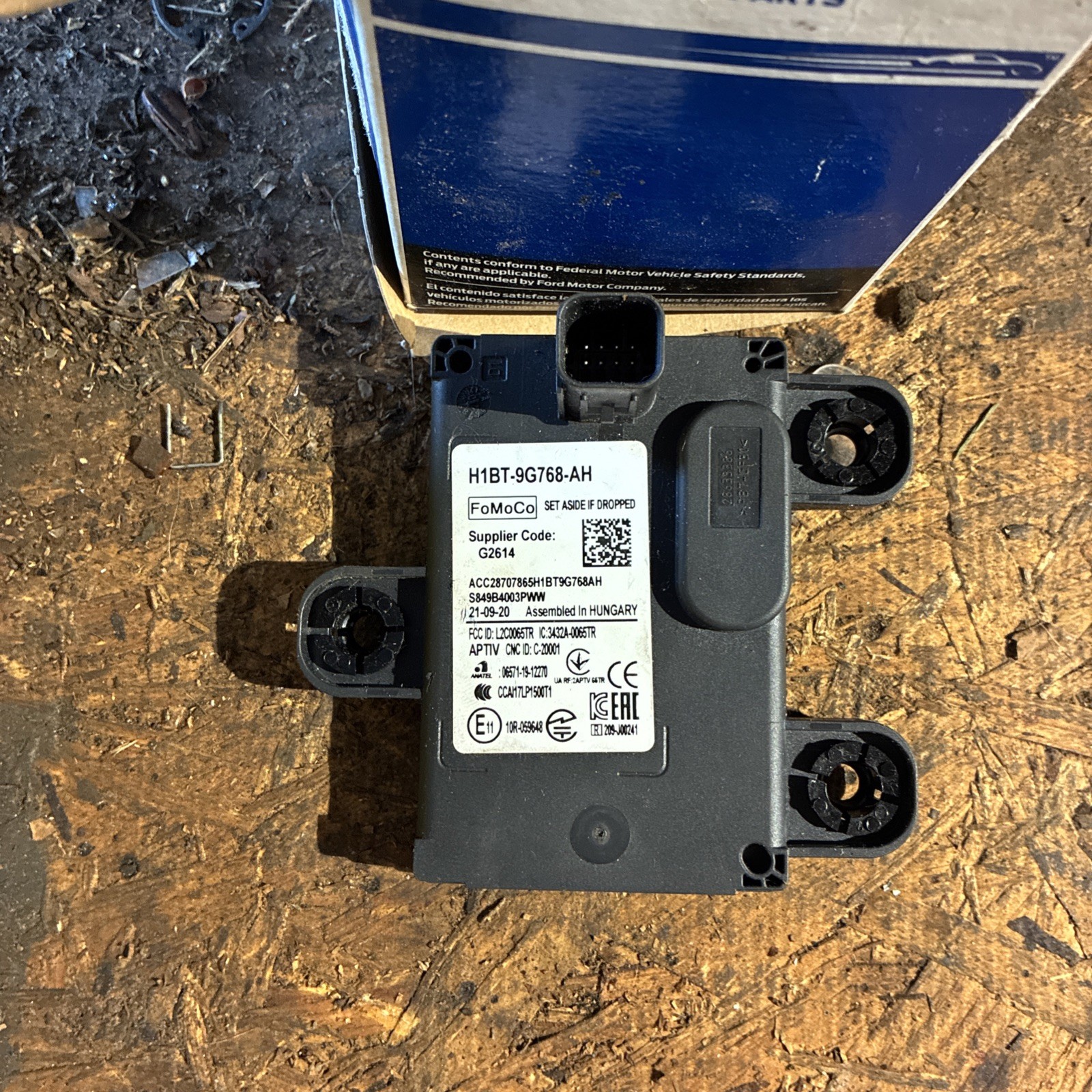 2018-2023 Ford Mustang Front Cruise Control Radar Sensor OEM NEW H1BT-9G768-AH 2018-2023 Ford Mustang Front Cruise Control Radar Sensor OEM NEW H1BT-9G768-AH