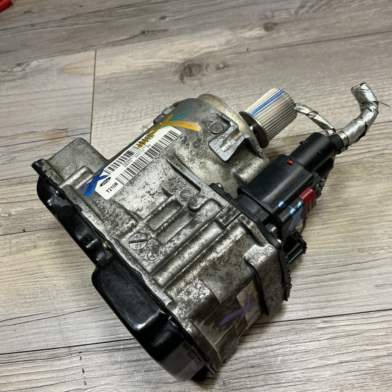 2013 - 2015 Ford Explorer Electric Power Steering Gearbox Motor EB53-3D080-AJ 2013 - 2015 Ford Explorer Electric Power Steering Gearbox Motor EB53-3D080-AJ