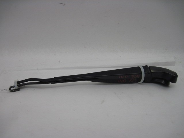 WIPER ARMS PAIR Mini Cooper 2007 07 841814 WIPER ARMS PAIR Mini Cooper 2007 07 841814