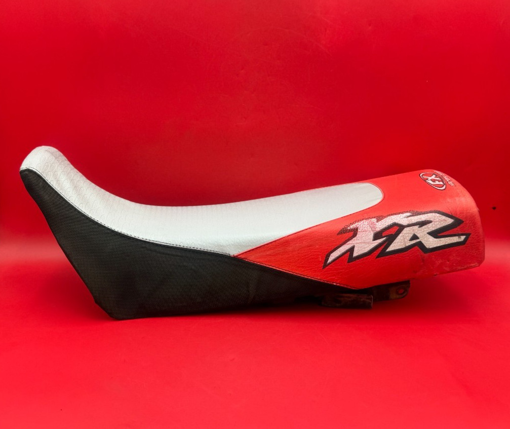 1993 1994 1995 94 HONDA XR250 XR250R XR 250 R OEM SEAT SADDLE CUSHION ASSEMBLY