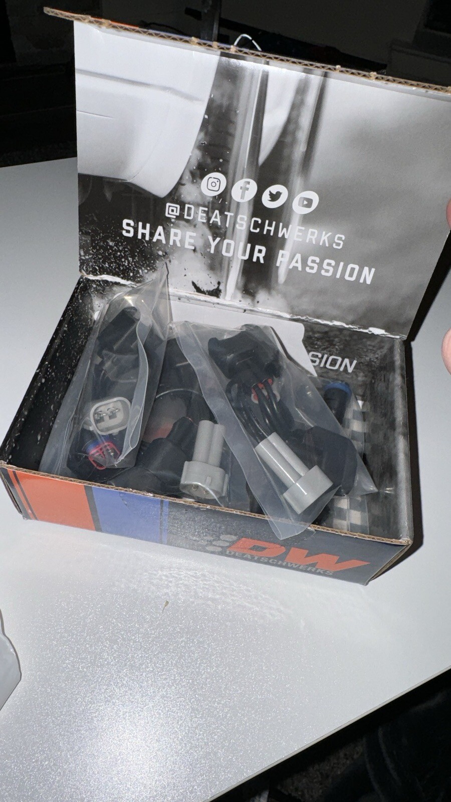 DW Deatschwerks Fuel Injectors