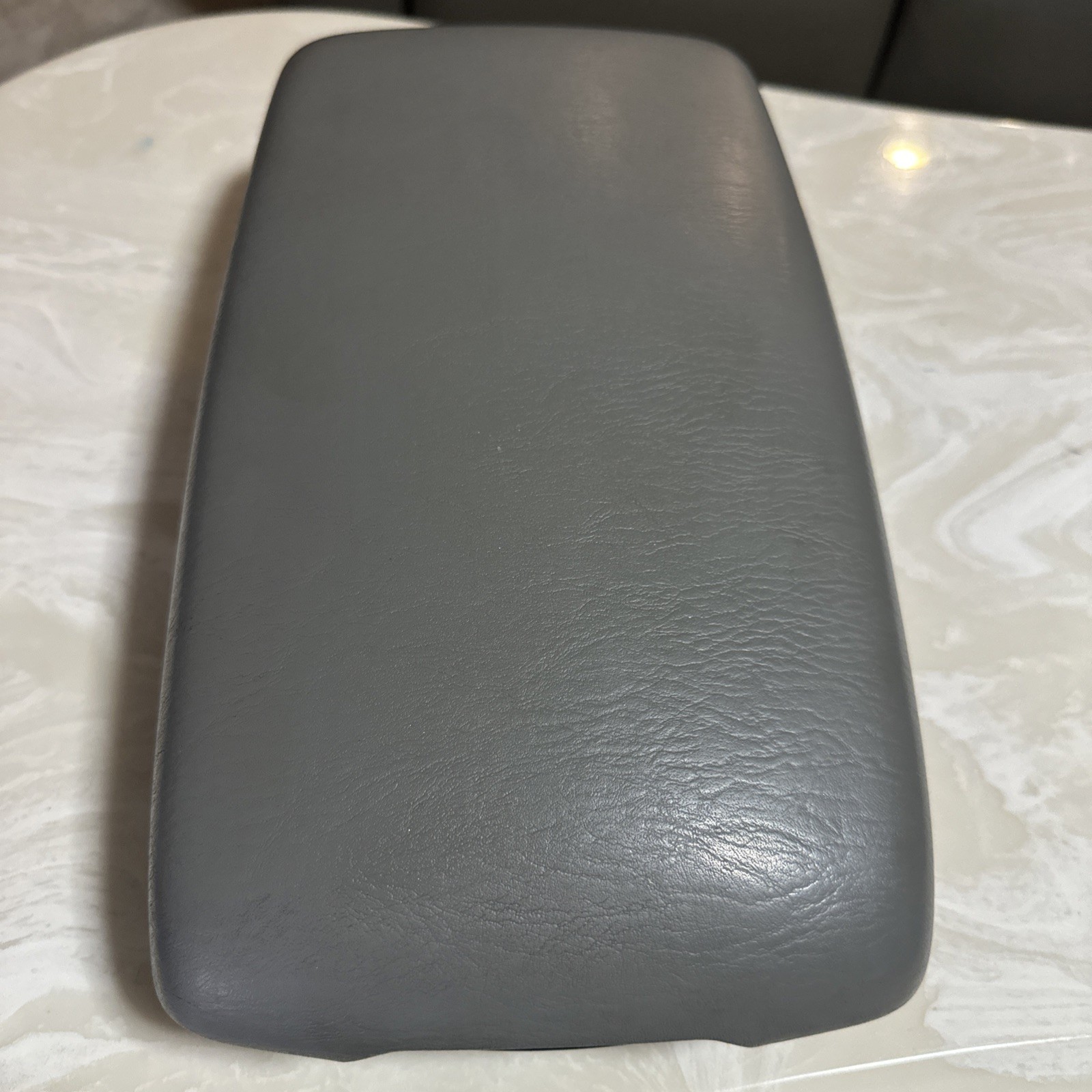 2002-2006 Toyota Camry Center Console Gray Leather Armrest Lid Storage OEM