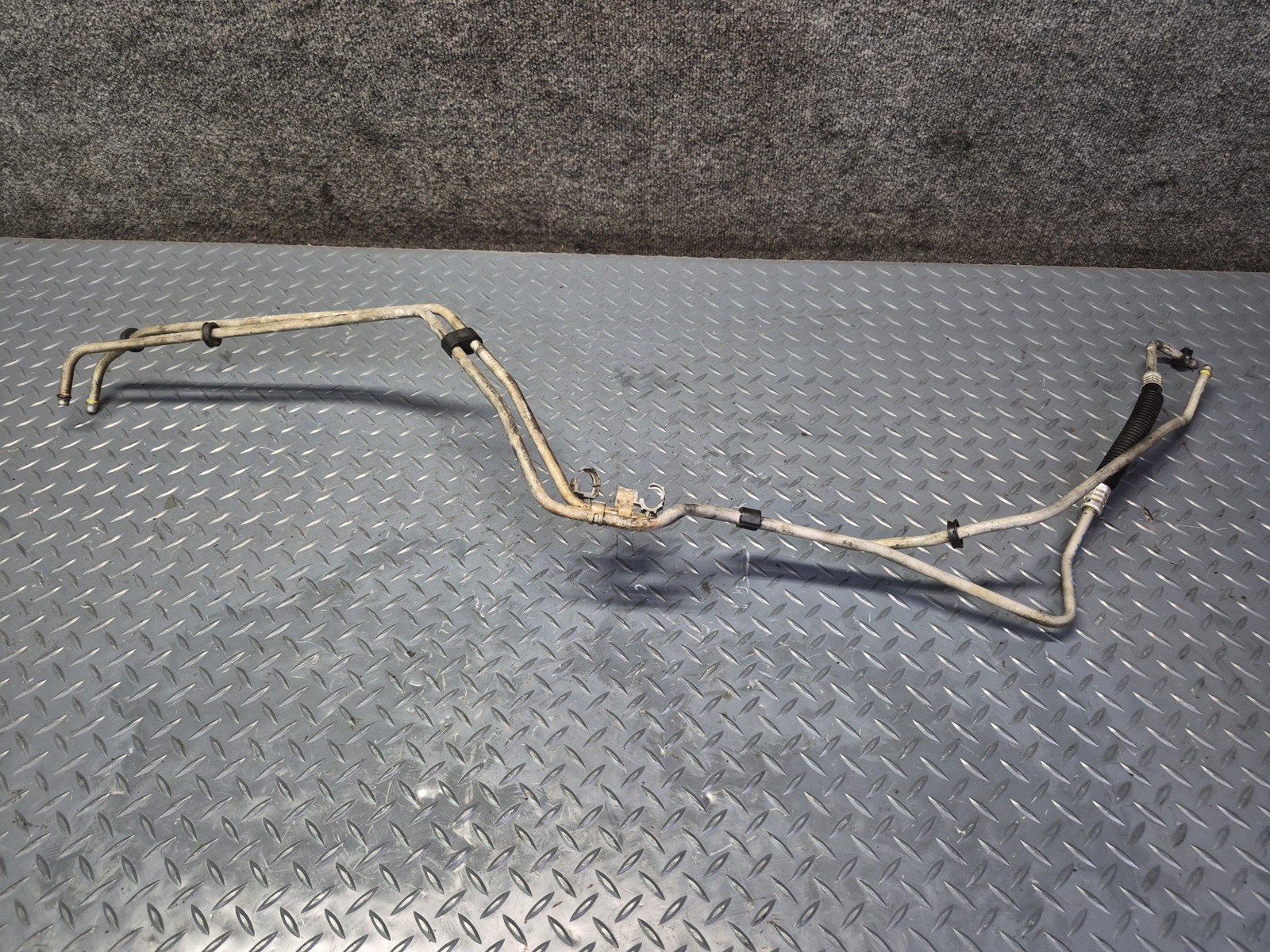 2006-2007 HUMMER H2 A/T AUTOMATIC TRANSMISSION OIL COOLER HOSE PIPE LINE SET