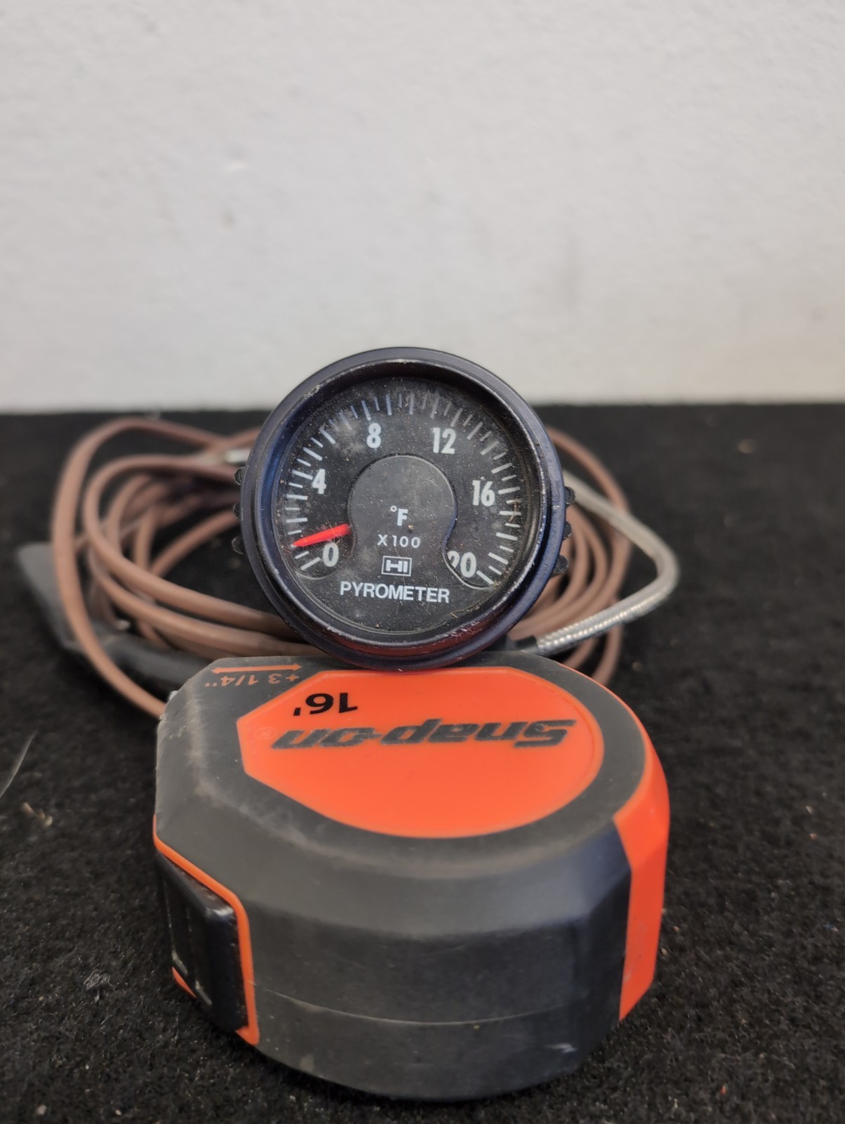 Like New Vintage Hewitt Industries Pyrometers Exhaust Temp °F x100 Gauge 010-002 Like New Vintage Hewitt Industries Pyrometers Exhaust Temp °F x100 Gauge 010-002
