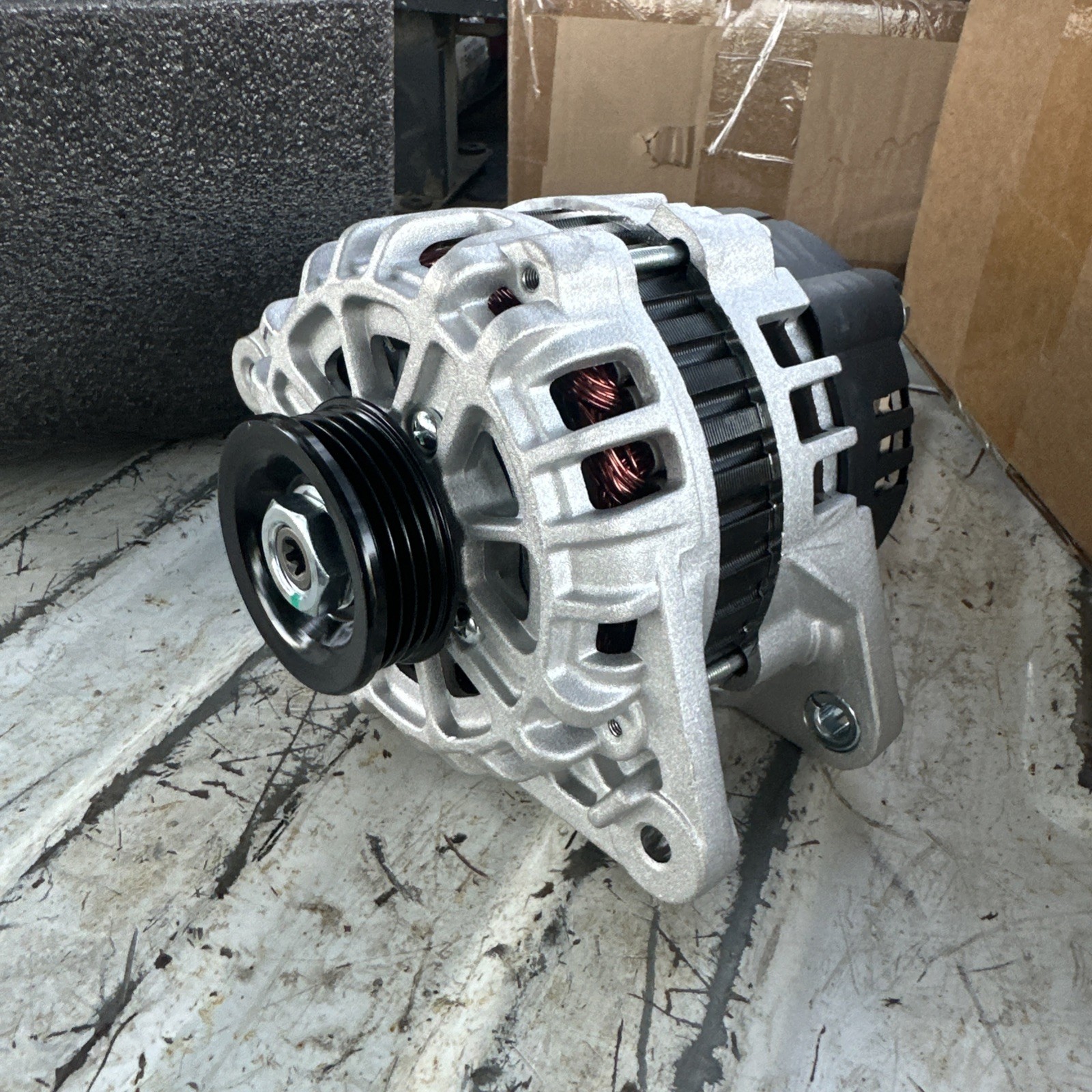 90 Amp Alternator 211-6005 for Hyundai Accent Elantra Kia Spectra 90 Amp Alternator 211-6005 for Hyundai Accent Elantra Kia Spectra