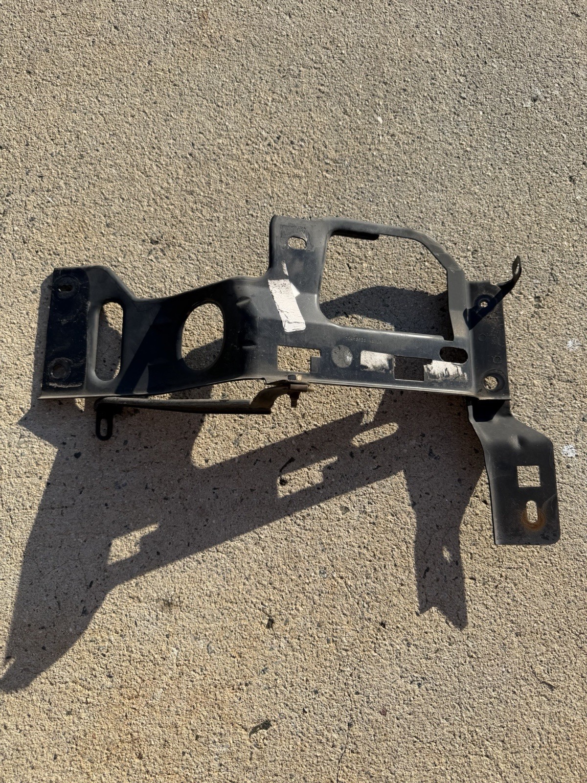 98-02 Chevrolet Camaro SS Z28 RS LH Driver Left Headlight Brackets 10418138 OEM