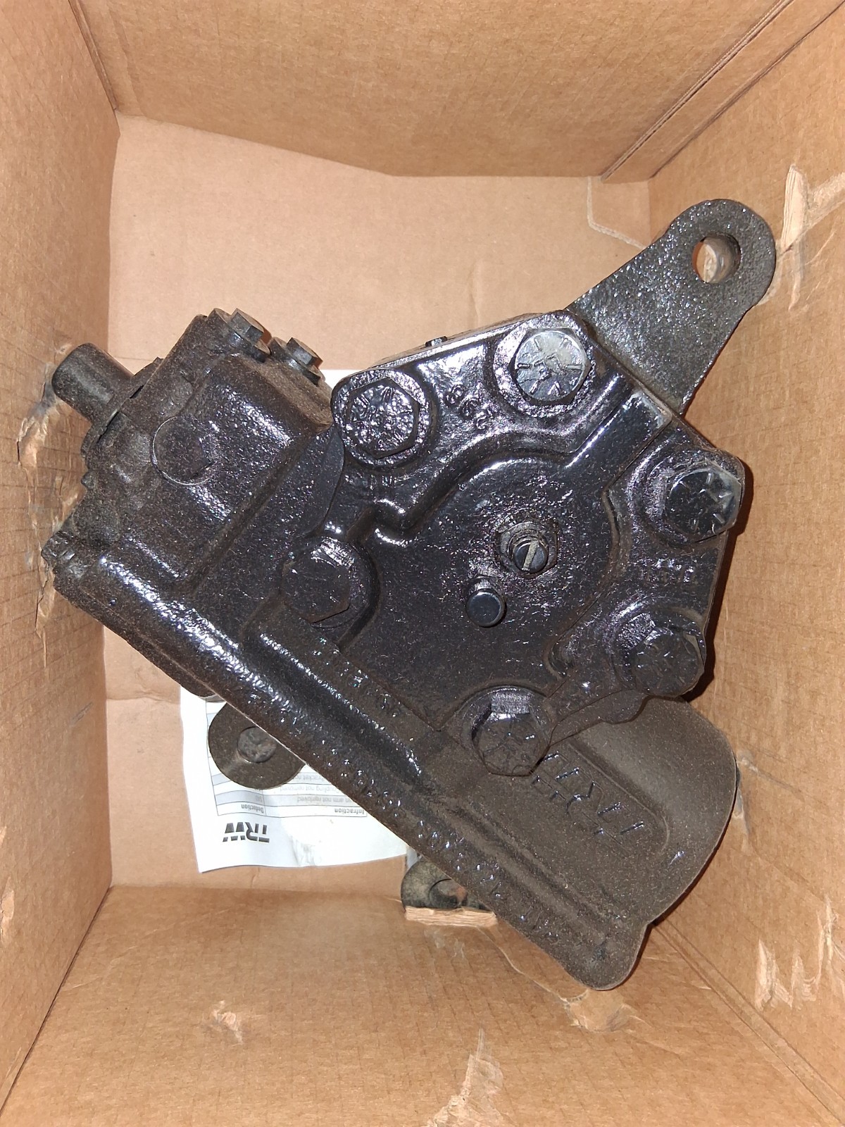 TRW power steering gear gearbox RGT65199R 4942803 Reman genuine OEM