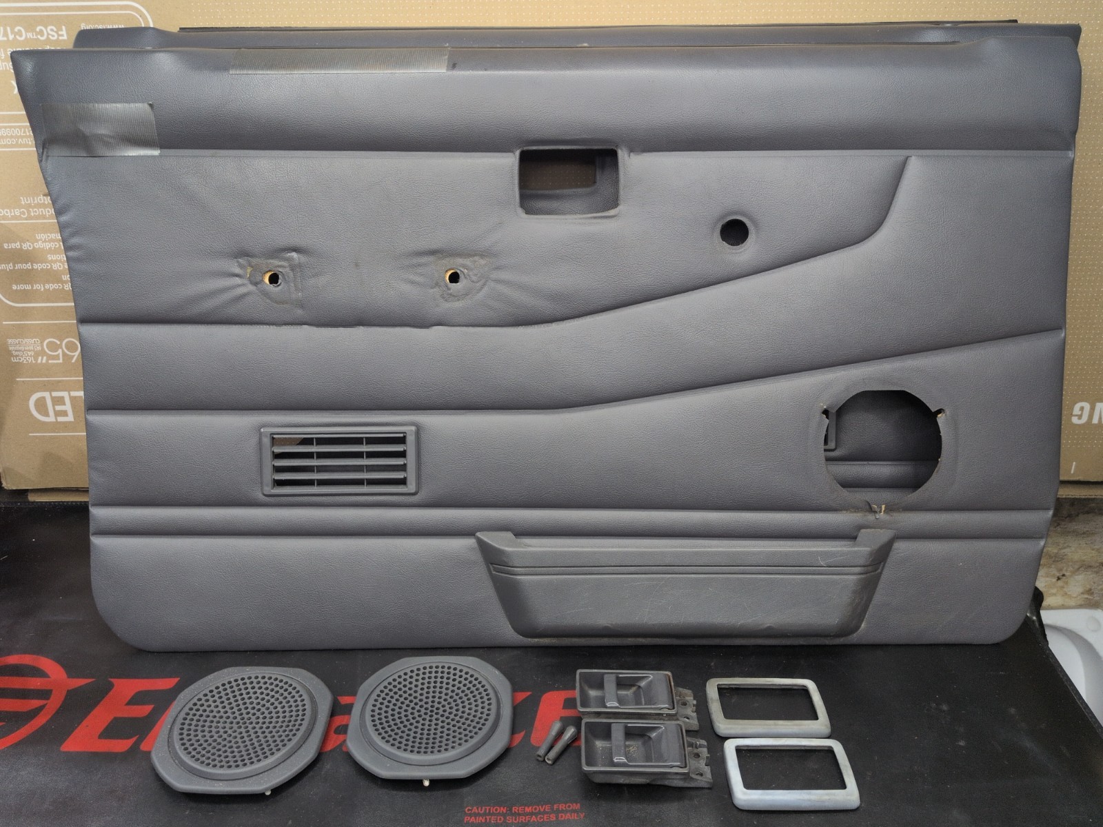90-97 Nissan D21 Hardbody DOOR Panels MANUAL w/ Handles Door Pins & Speaker Gril 90-97 Nissan D21 Hardbody DOOR Panels MANUAL w/ Handles Door Pins & Speaker Gril