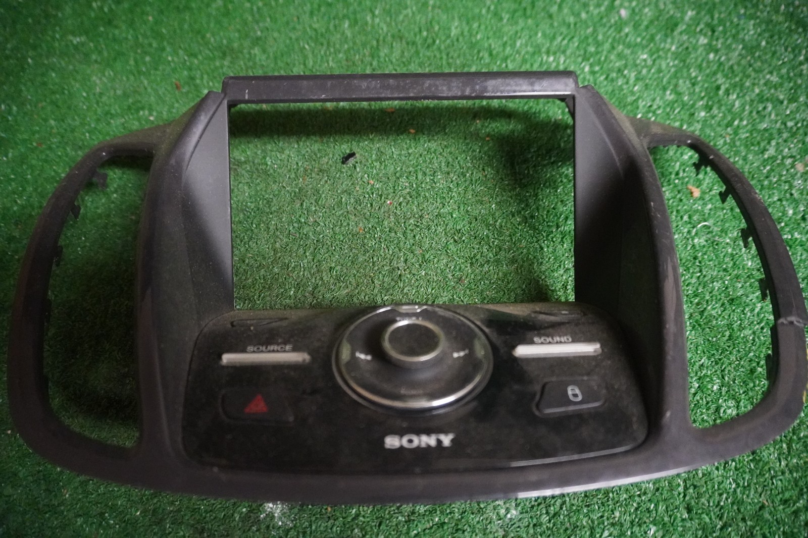 2013 14 15 FORD FOCUS RADIO AUDIO CONTROL  OEM90151696