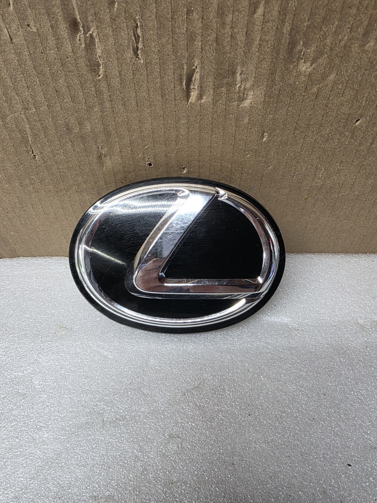 2009 - 2012 Lexus GS450h HS250h RX450h Front Grill Badge Black 90975-02117 OEM