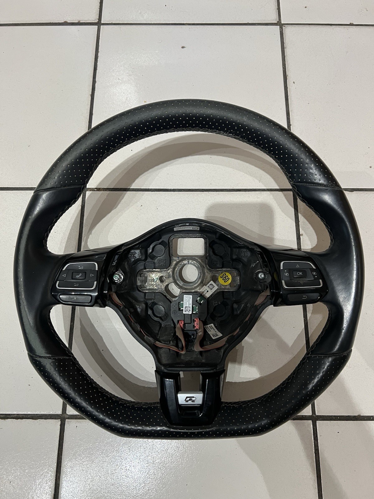 10-14 VOLKSWAGEN GOLF R MK6 MANUAL OEM FLAT BOTTOM STEERING WHEEL  5K0419091AR
