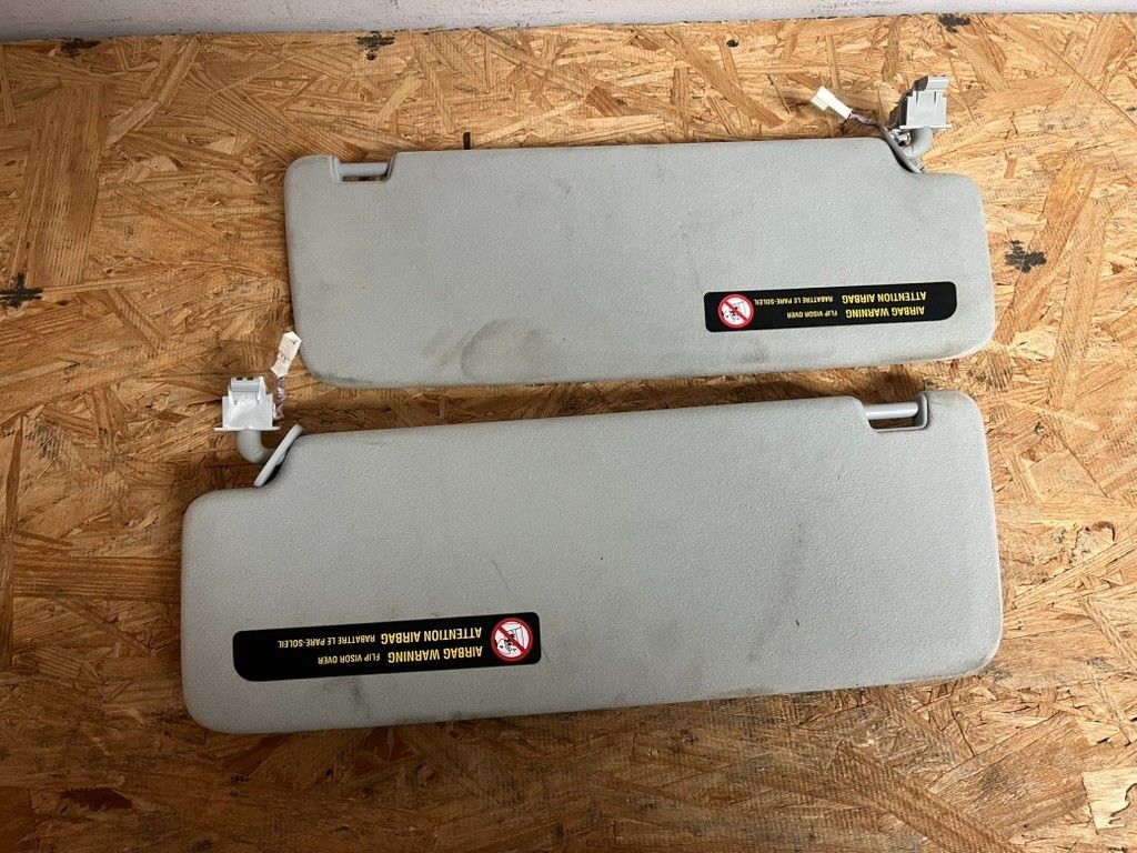 2022-2024 RIVIAN R1S LH LEFT & RIGHT SUN VISOR SET 2022-2024 RIVIAN R1S LH LEFT & RIGHT SUN VISOR SET