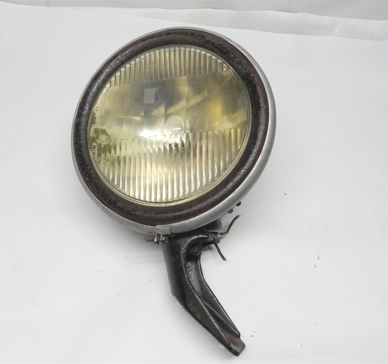 1920s STUDEBAKER VINTAGE ORIGINAL HEADLIGHT TILT RAY WITH BRACKET #2FC212 NICE 1920s STUDEBAKER VINTAGE ORIGINAL HEADLIGHT TILT RAY WITH BRACKET #2FC212 NICE