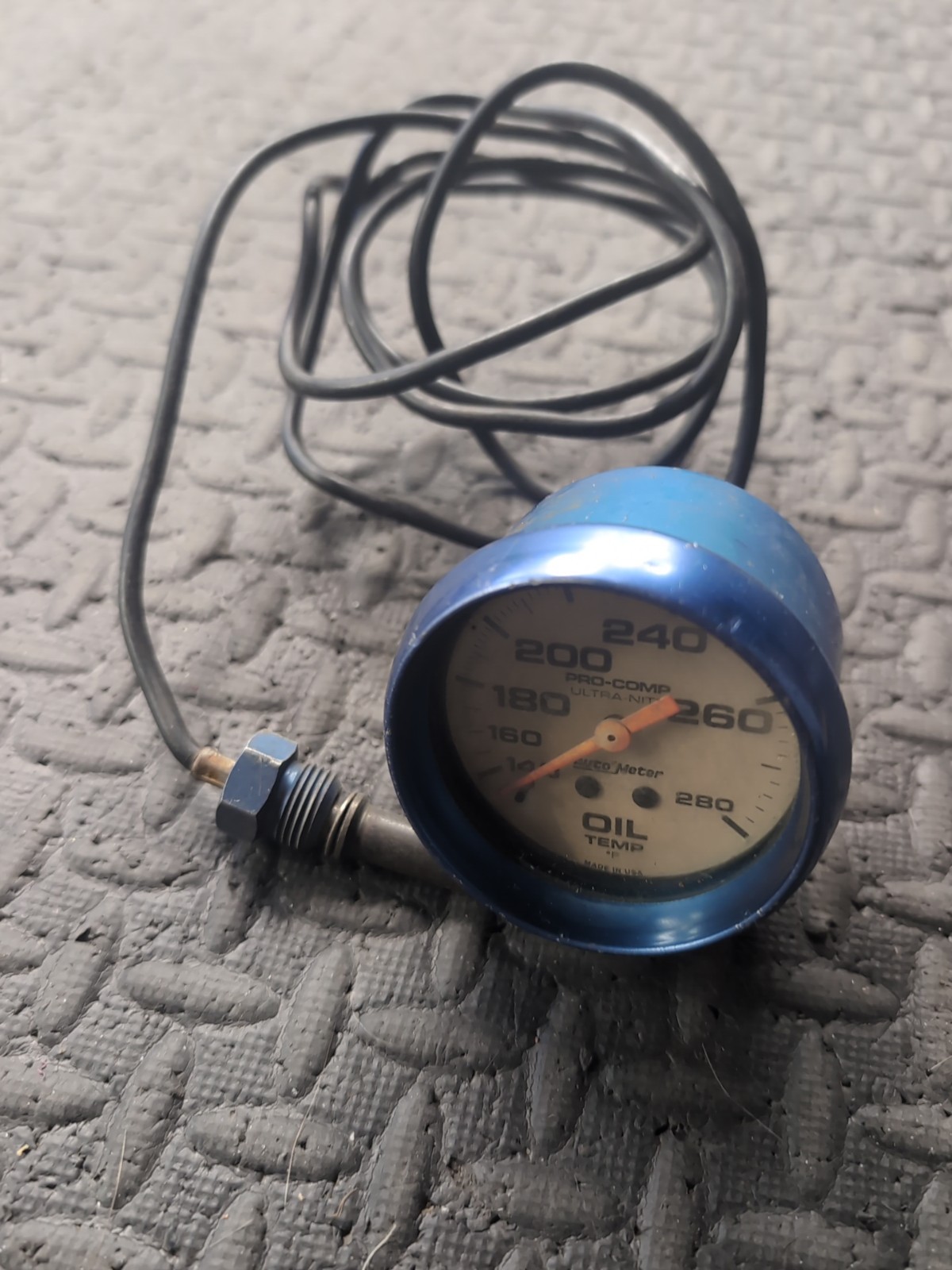 AutoMeter Oil Temperature Gauge Ultra-Nite Glow in Dark 2-5/8 AutoMeter Oil Temperature Gauge Ultra-Nite Glow in Dark 2-5/8
