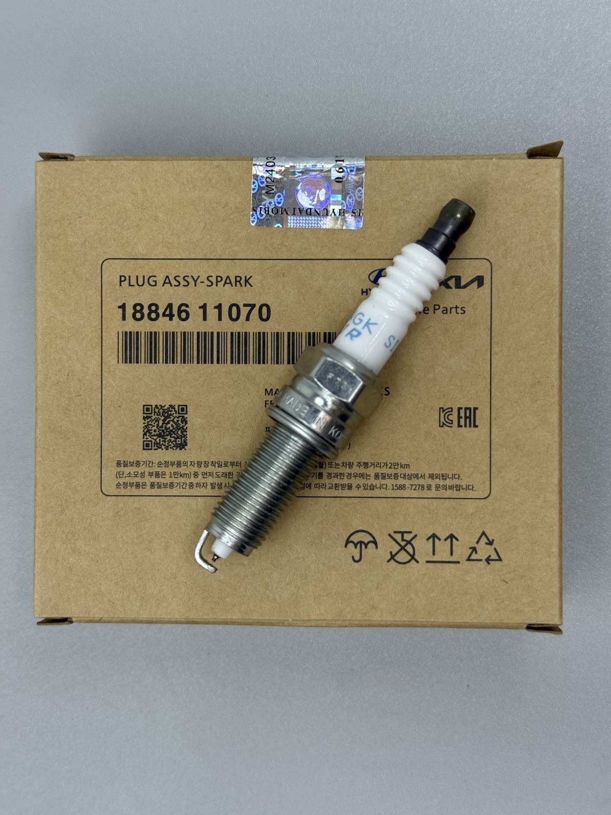 SPARK PLUGS for 11-18 ELANTRA TUCSON FORTE SORENTO SOUL OEM 1884611070 4 Pcs. SPARK PLUGS for 11-18 ELANTRA TUCSON FORTE SORENTO SOUL OEM 1884611070 4 Pcs.