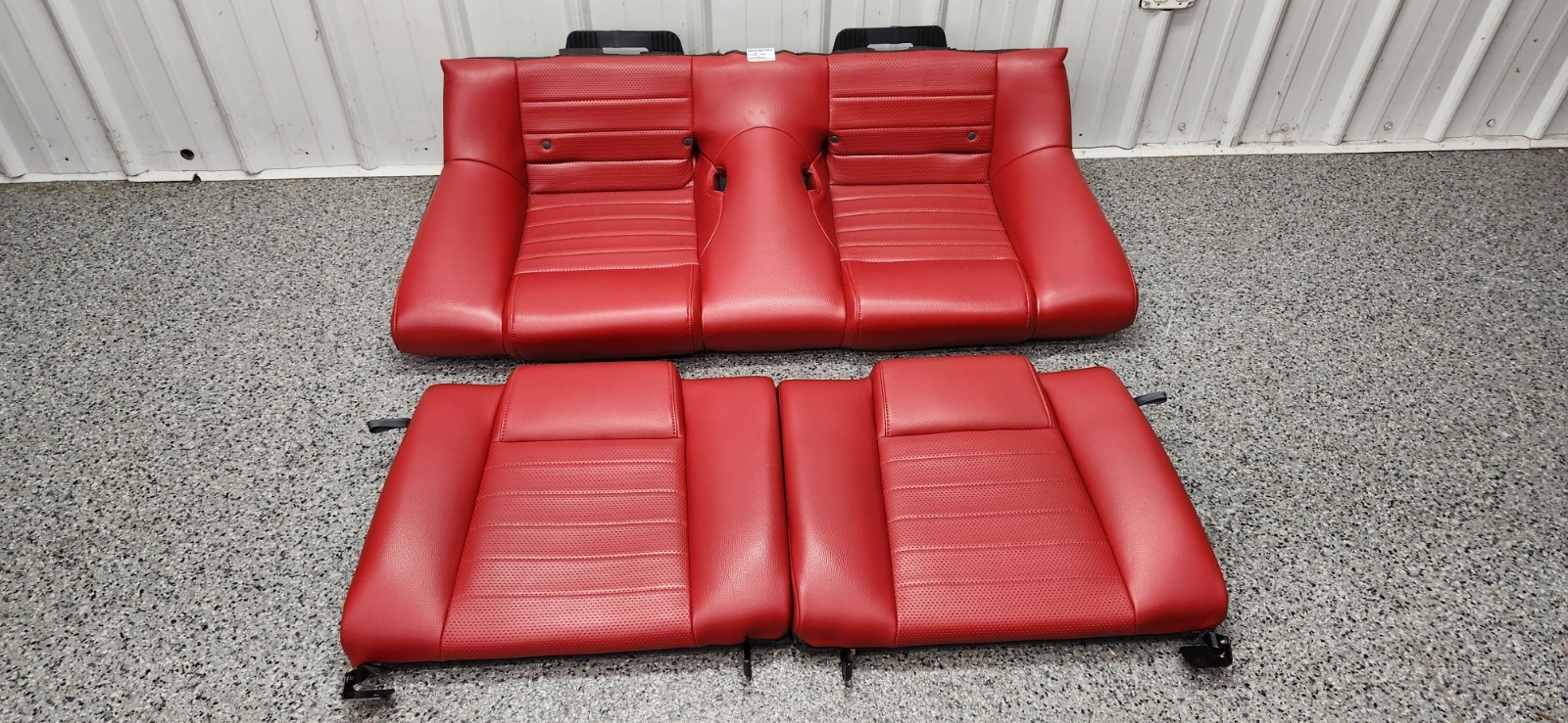 2005-2009 Ford Mustang GT Red Leather Rear Seat Only OEM 2005-2009 Ford Mustang GT Red Leather Rear Seat Only OEM
