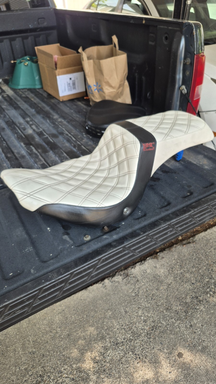 Corbin BMC gunfighter Seat Harley Softail Fatboy fxst, fxstc, fxstb 2010-2017 Corbin BMC gunfighter Seat Harley Softail Fatboy fxst, fxstc, fxstb 2010-2017
