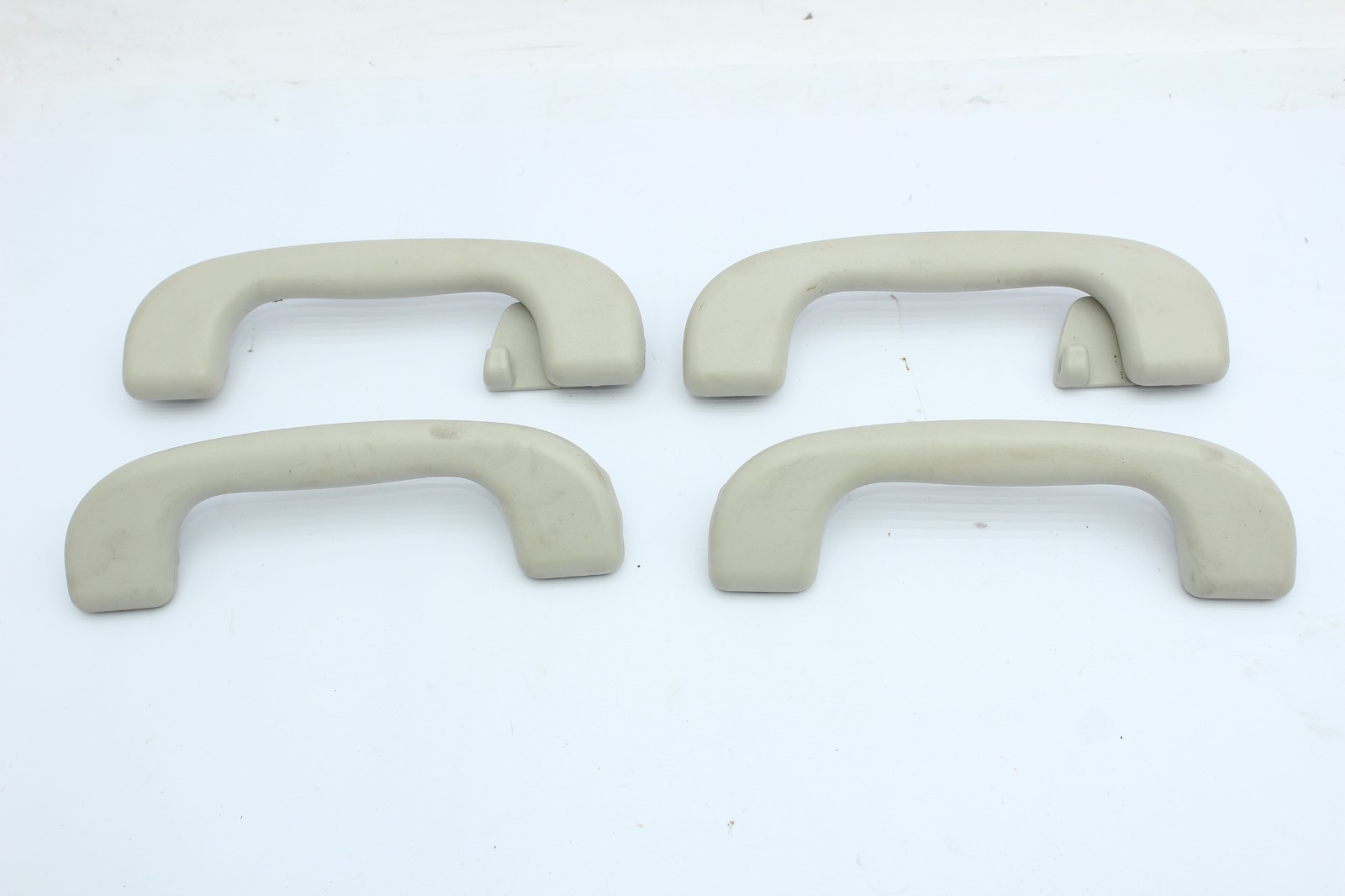 2017-2023 Subaru Impreza Roof Headliner Ceiling Grab Handle Set OEM 2017-2023 Subaru Impreza Roof Headliner Ceiling Grab Handle Set OEM