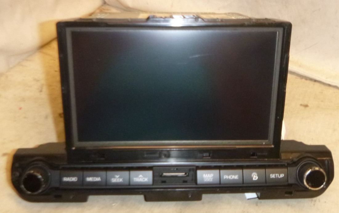 17 18 Hyundai Elantra Radio Gps Navigation & Map Card 96560-F2100UAT ANZ51