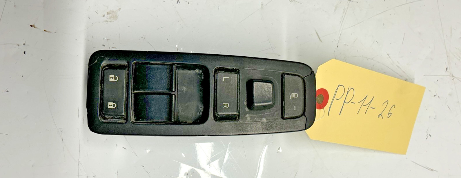 Paccar Peterbilt 579 567 Kenworth T680 Master Door Window Switch 35573-2202A Paccar Peterbilt 579 567 Kenworth T680 Master Door Window Switch 35573-2202A