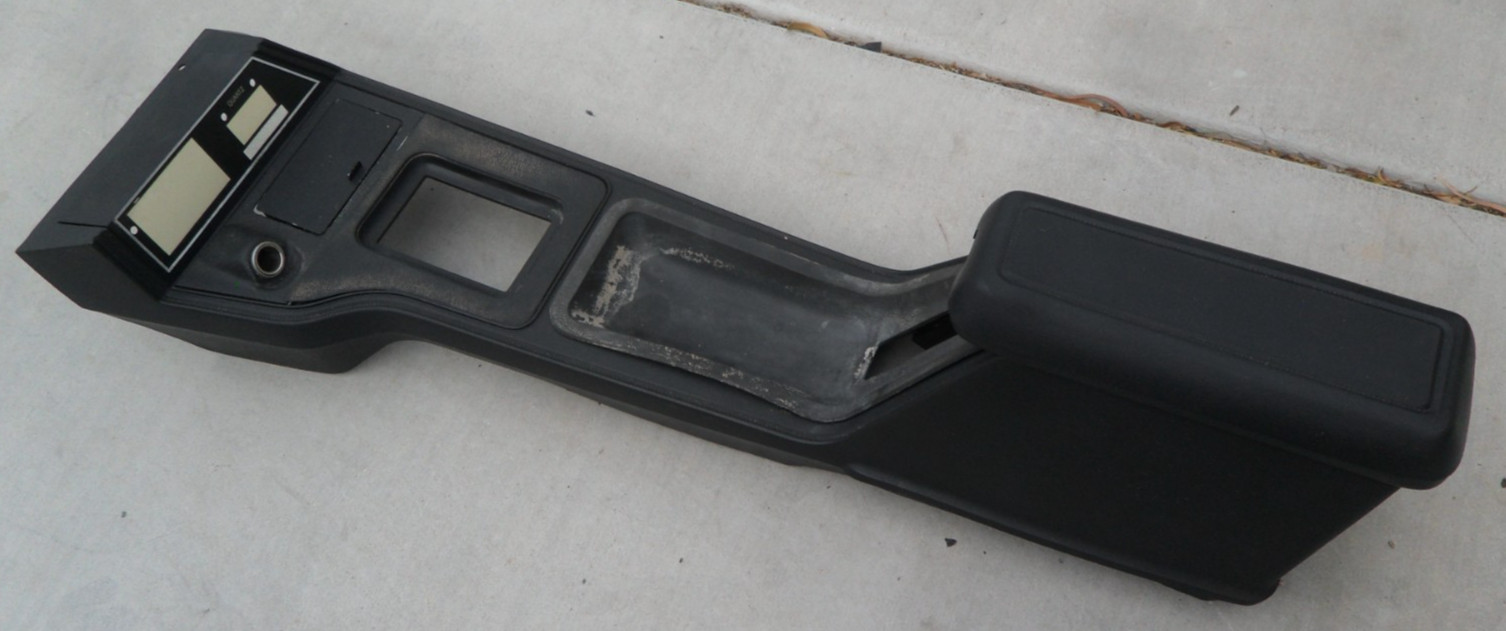 1979 - 1984 Ford Mustang Capri Factory Black Center Console Armrest Assembly 81